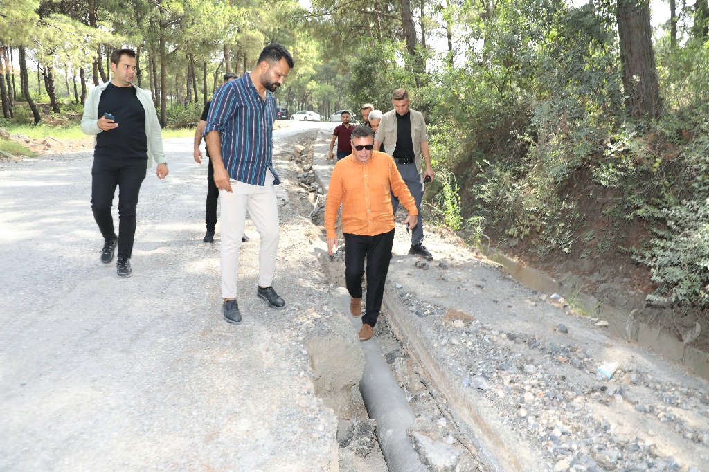 İSKENDERUN’UMUZDA SORUNLU YOL KALMAYANA KADAR ÇALIŞMALARIMIZI SÜRDÜRECEĞİZ.