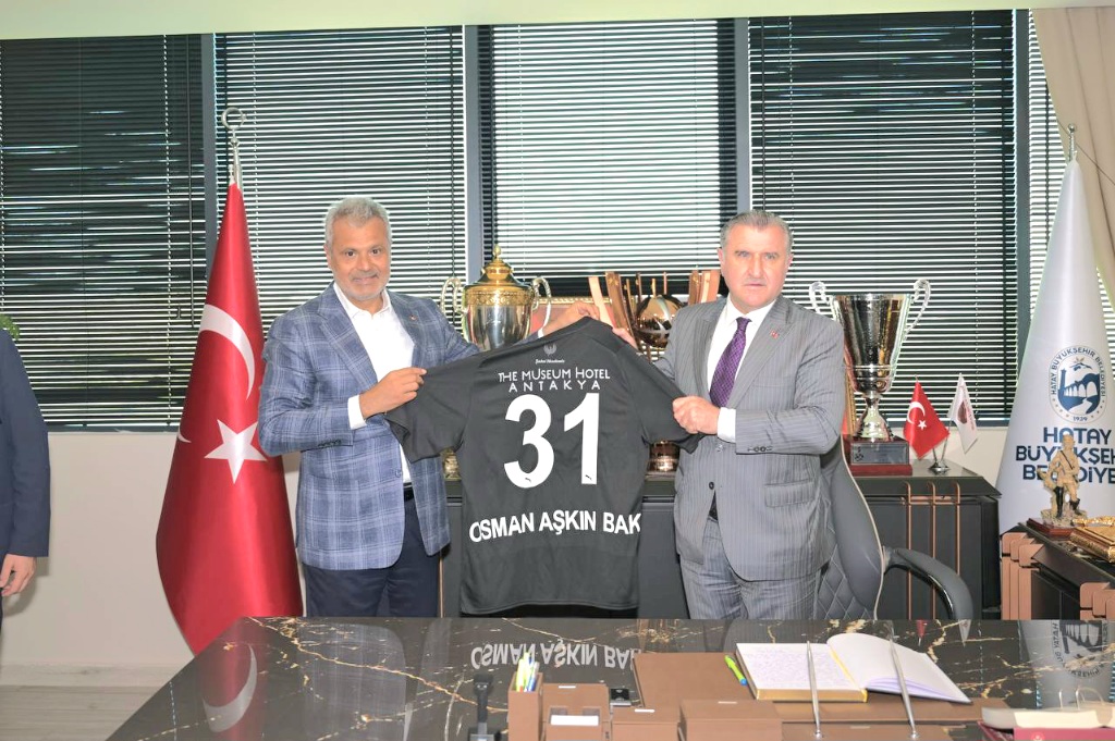 BAKAN OSMAN AŞKIN BAK’TAN HATAY’A MÜJDELER “HATAYSPOR SENEYE YUVASINA DÖNECEK”