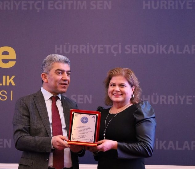 Şehrimizin Parlayan Sendikacılarından Emel ERKAN, Başarıları ile Dikkat Çekmeye Devam Ediyor